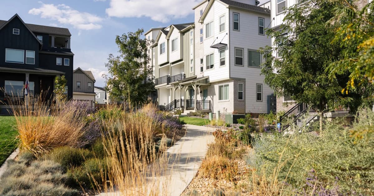 First Pollinator District Shows How Communities Can Help Nature